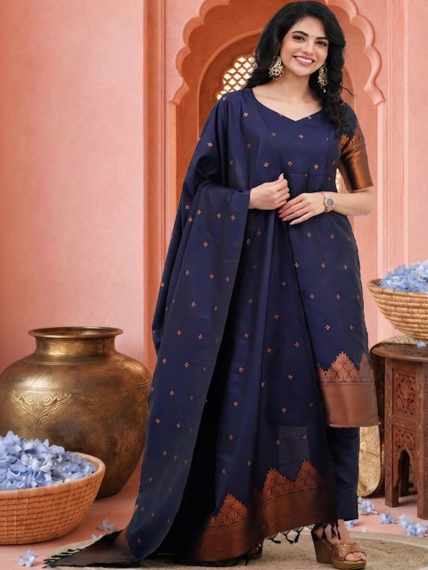 NAVYAAZRI Women Ethnic Motifs Regular Kurta with Trousers & With Dupatta