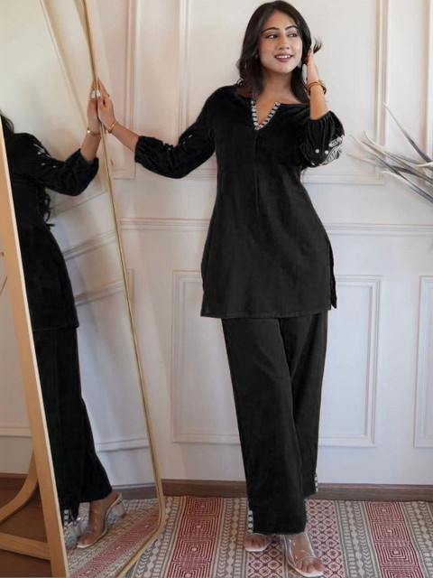 TWINS LADY Embroidered Tunic with Trousers