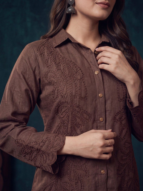 Indyanvastra Embroidered Shirt with Trousers - Image 2