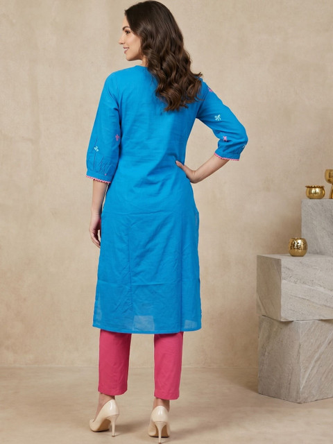 Sangria Women Ethnic Motifs Embroidered Kurta - Image 2