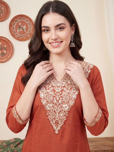 Indo Era Women Ethnic Motifs Embroidered Regular Thread Work Kurta with Trousers & With Dupatta - Image 2