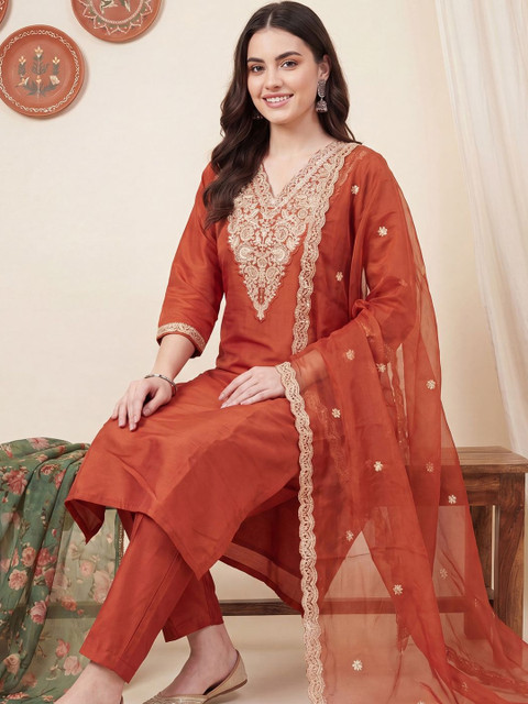 Indo Era Women Ethnic Motifs Embroidered Regular Thread Work Kurta with Trousers & With Dupatta - Image 5