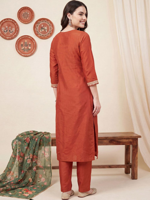 Indo Era Women Ethnic Motifs Embroidered Regular Thread Work Kurta with Trousers & With Dupatta - Image 4