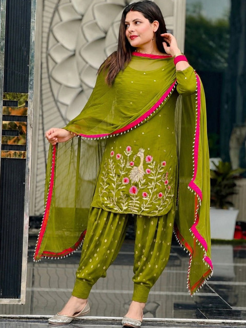 HK CLOTHING BRAND Women Ethnic Motifs Embroidered Regular Thread Work Kurta with Patiala & With Dupatta - Image 7