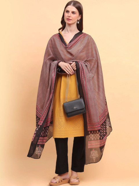 Moda Chales Printed Block Print Dupatta - Image 5