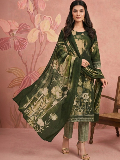 Larqi Women Floral Printed Regular Pure Cotton Kurta with Trousers & With Dupatta