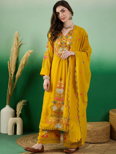 House of varada Women Floral Embroidered Regular Sequinned Kurta with Palazzos & With Dupatta - Image 3
