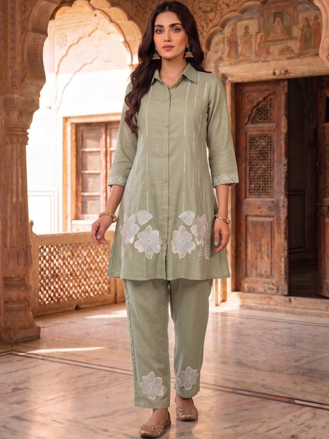 MASSTANI BY INDDUS Floral Embroidered Tunic with Trousers