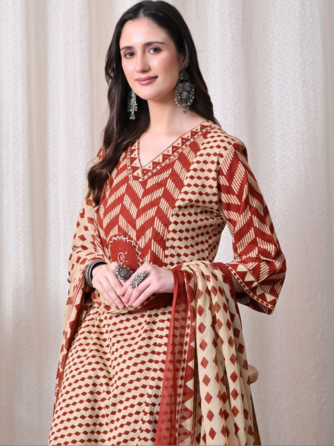 MEERA FAB Women Printed Regular Thread Work Pure Cotton Kurta with Trousers & With Dupatta - Image 2