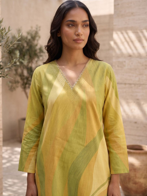 MASSTANI BY INDDUS Printed Tunic with Palazzos - Image 2