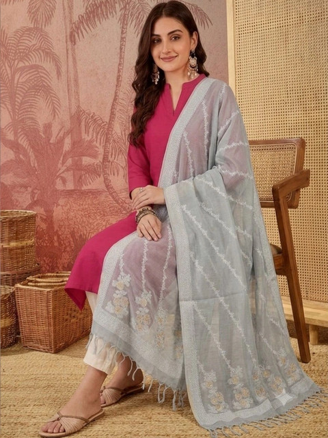 Sangria Embroidered Dupatta with Thread Work - Image 4