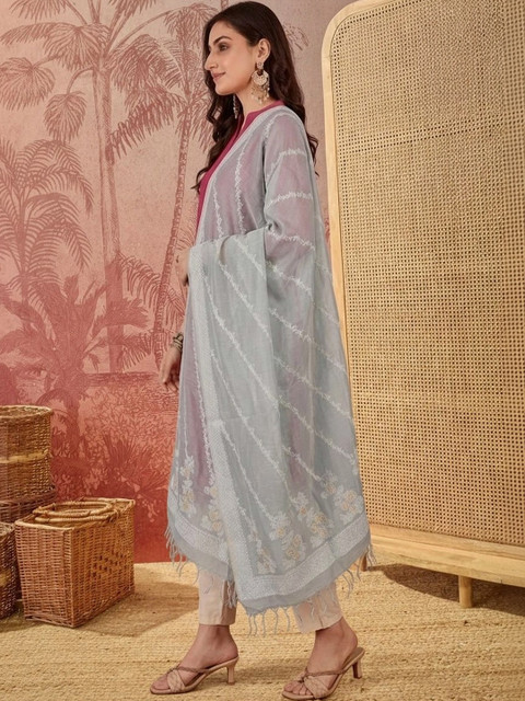 Sangria Embroidered Dupatta with Thread Work