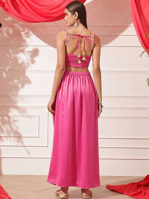 indo street Embellished Top with Skirt - Image 3