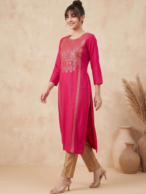 Varanga Women Kurta - Image 4