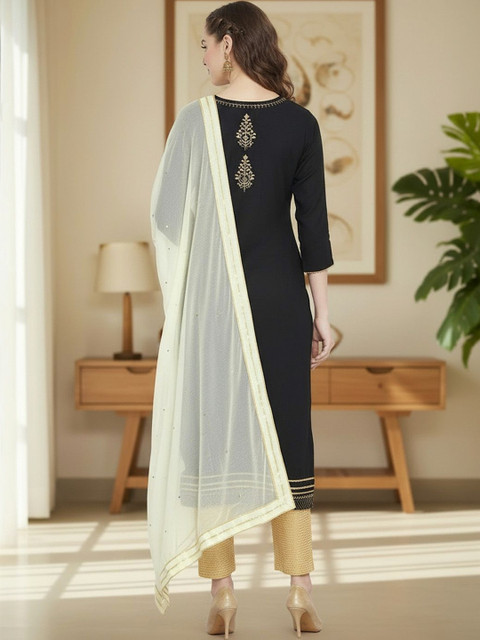 KALINI Dupatta with Sequinned - Image 3
