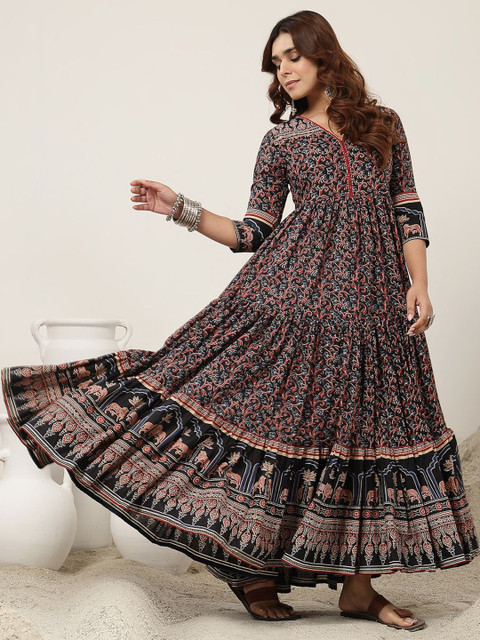 Sangria Women Cotton Kurtas - Image 6