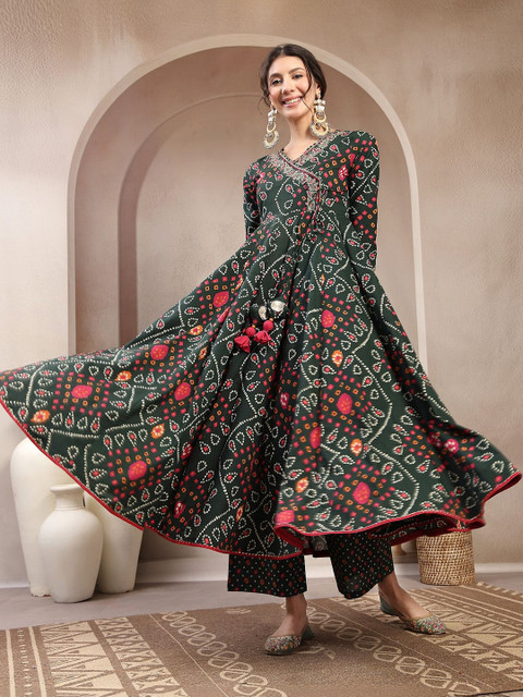 Sangria Printed Cotton V-Neck Kurta & Palazzos With Dupatta - Image 6