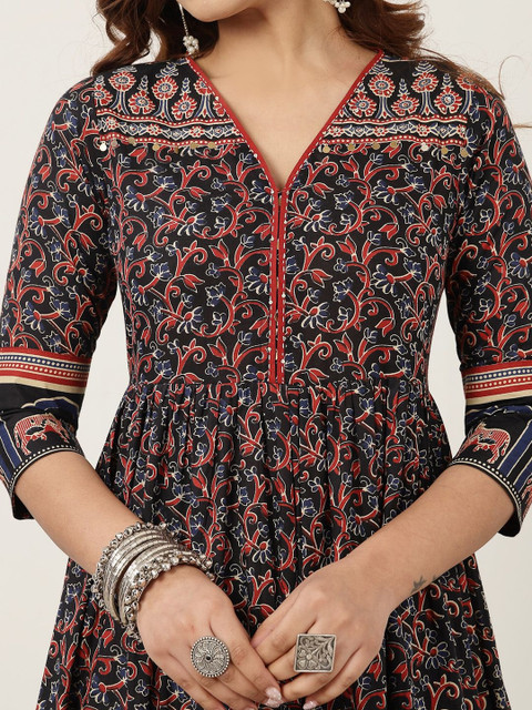 Sangria Women Cotton Kurtas - Image 5