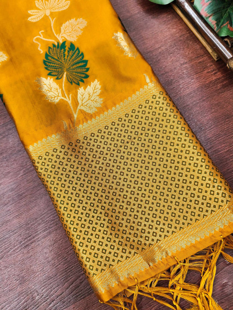 DEVANGI Floral Woven Design Banarasi Silk Dupatta With Zari - Image 4