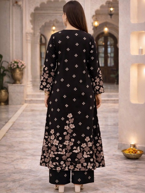 Pashet Women Floral Printed V-Neck Kurta & Trousers - Image 3
