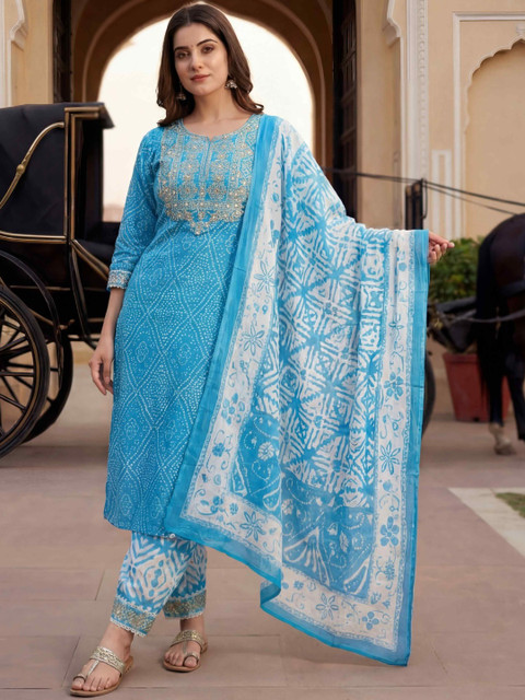 Balyx Women Ethnic Motifs Printed Regular Thread Work Kurta with Trousers & With Dupatta