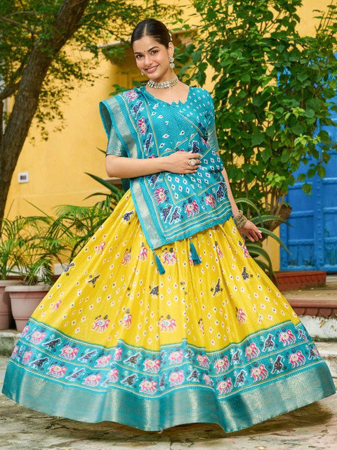 VASTRYN Ready to Wear Lehenga & Unstitched Blouse With Dupatta - Image 5