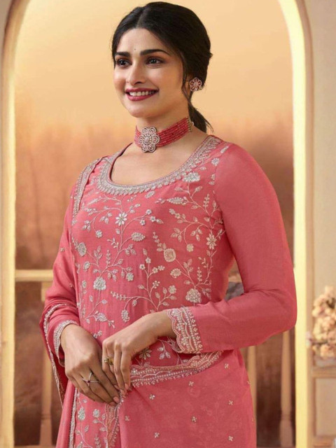 Flossy Women Embroidered Thread Work Kurta with Sharara & With Dupatta - Image 5