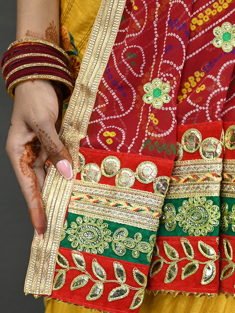 Ranisatiya creation Bandhani Printed Dupatta With Gotta Patti - Image 3