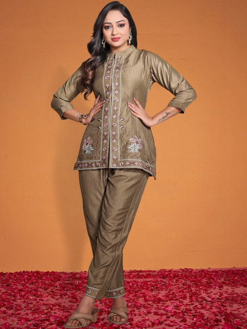 BNF Silk Embroidered Tunic with Trousers
