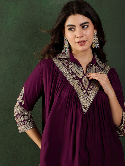Sangria Embroidered Tunic with Trousers - Image 6