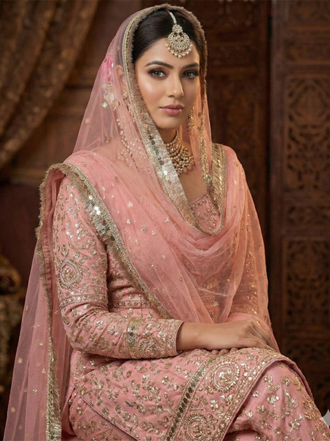 Navti Creations Women Embroidered Net Dupatta With Sequinned