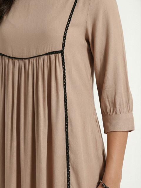 fusion by glitchez Gathered A-Line Kurta - Image 4
