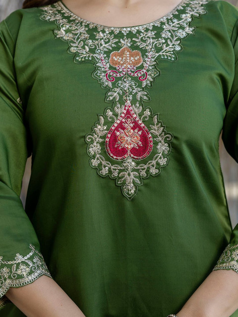 all about you Women Embroidered Regular Chanderi Silk Kurta with Trousers & With Dupatta - Image 4