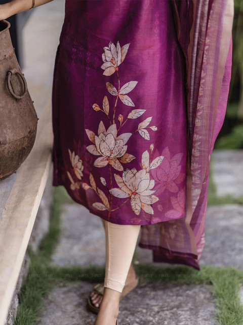 Sangria Women Wine Floral Printed Straight Silk Kurta & Dupatta - Image 6