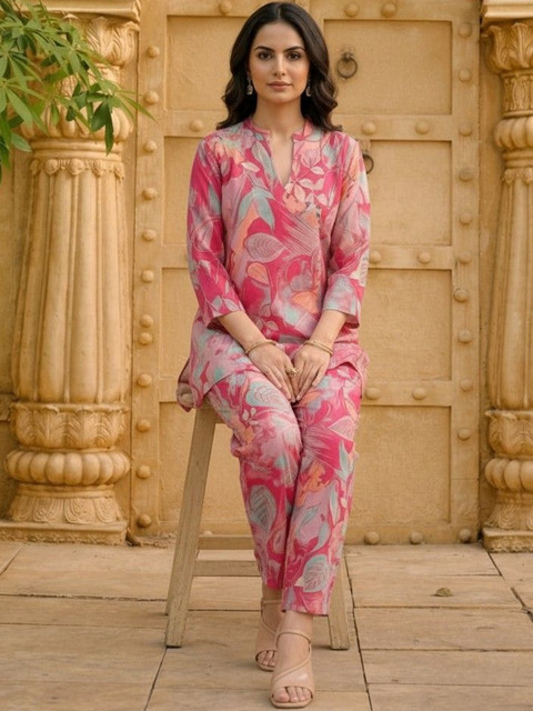 AANVI Floral Cotton Printed Tunic with Trousers - Image 3