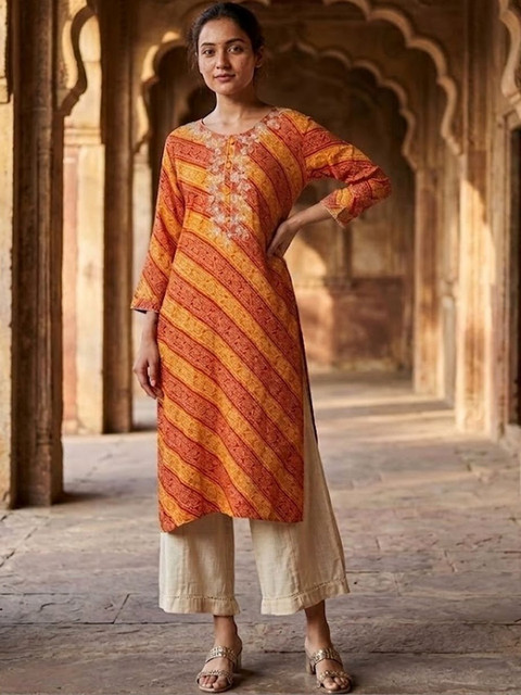 AADVIKA Women Printed Thread Work Kurta