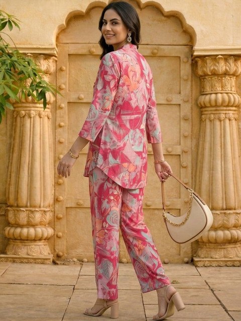 AANVI Floral Cotton Printed Tunic with Trousers - Image 7