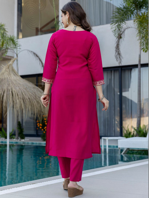 KAARVYA Women Floral Embroidered Regular Thread Work Chanderi Silk Kurta with Trousers & With Dupatta - Image 3