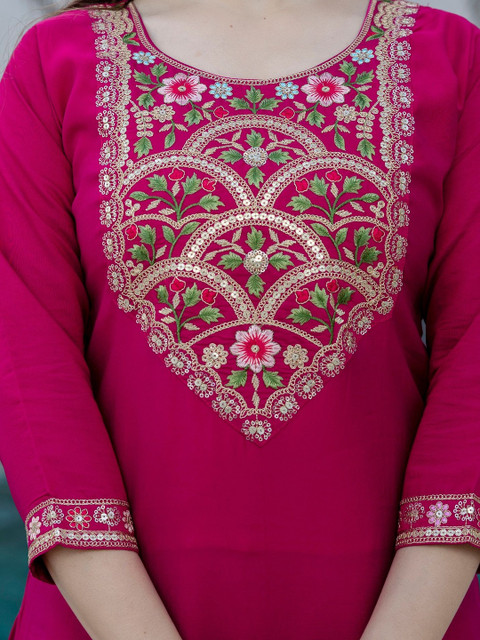 KAARVYA Women Floral Embroidered Regular Thread Work Chanderi Silk Kurta with Trousers & With Dupatta - Image 6