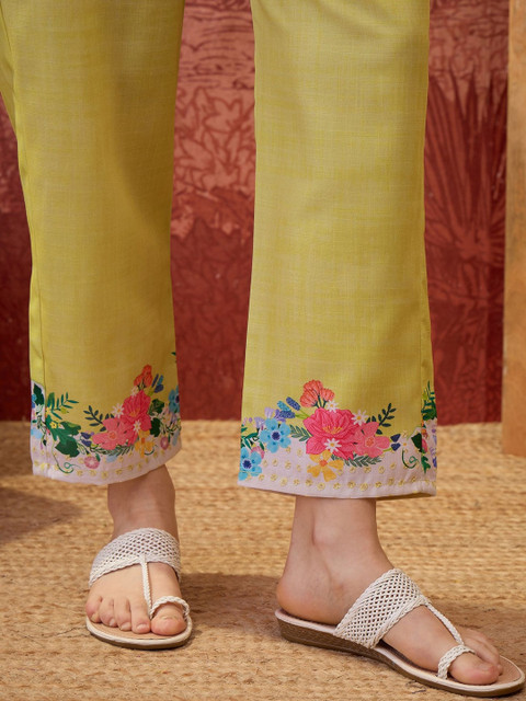 Sangria Floral Linen Printed Tunic with Trousers - Image 4