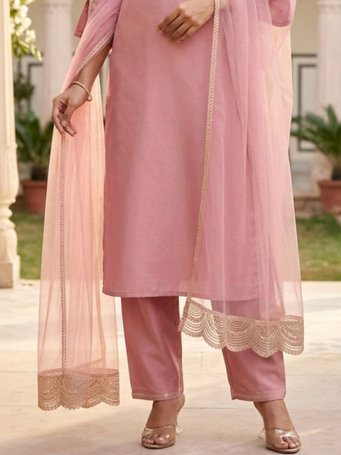 ZAMUNA Women Ethnic Motifs Embroidered Regular Thread Work Kurta with Trousers & With Dupatta - Image 4