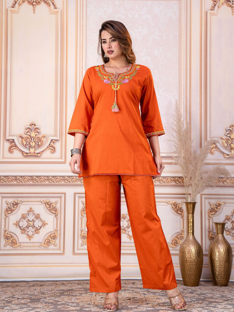 Sangria Cotton Embroidered Tunic with Palazzos - Image 7