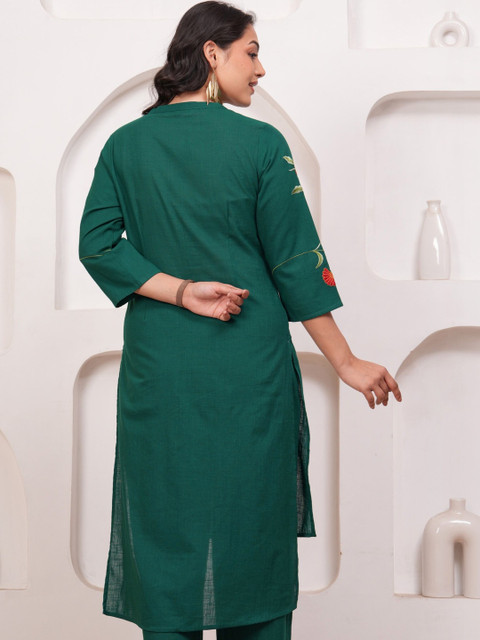 Aramya Women Floral Embroidered Thread Work Indie Prints Kurta - Image 3