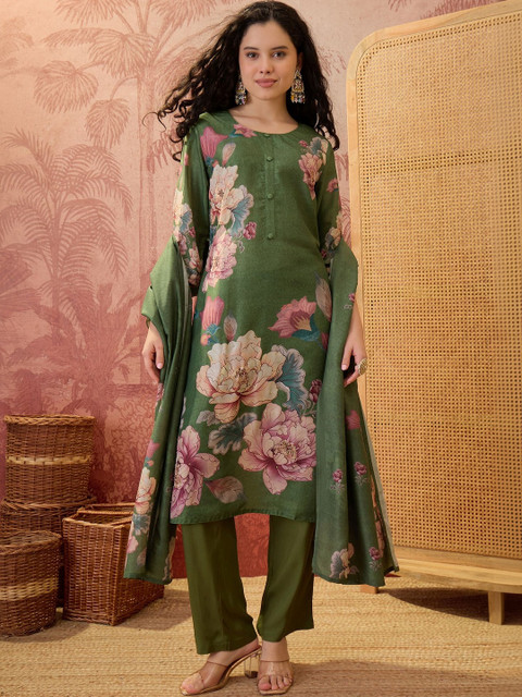 Sangria Printed Round Neck Kurta & Trousers With Dupatta