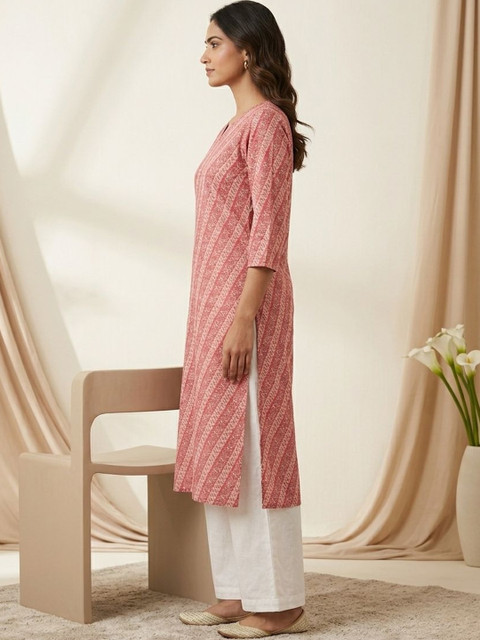 Rangatt Couture Women Printed Indie Prints Kurta - Image 2