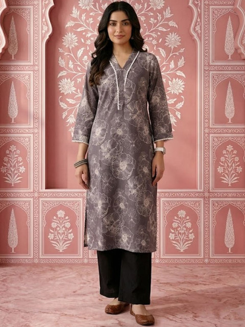 NAVYAAZRI Women Floral Printed Floral Kurta