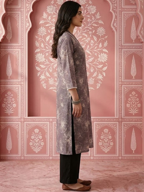 NAVYAAZRI Women Floral Printed Floral Kurta - Image 5