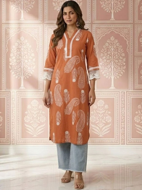 NAVYAAZRI Women Paisley Printed Kurta
