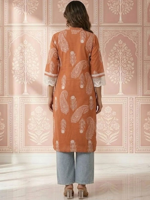 NAVYAAZRI Women Paisley Printed Kurta - Image 2