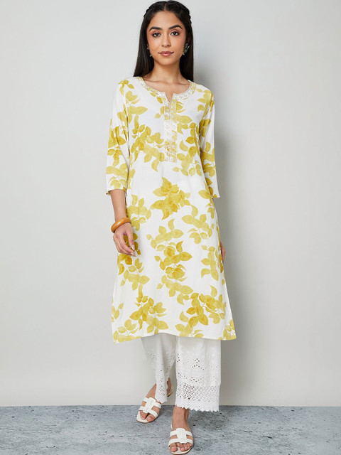 Melange by Lifestyle Women Floral Printed Thread Work Indie Florals Kurta